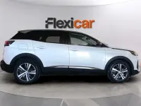 Usado Peugeot 3008 Allure 131 CV (96 kW) 2022 Blanco SUV