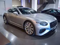 Usado Bentley Continental 783 CV (575 kW) 2025 Gris Coupe