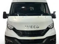 Usado Iveco Daily 136 CV (100 kW) 2021 Blanco Berlina