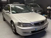 Usado Honda Accord ES 152 CV (111 kW) 2001 Gris Berlina