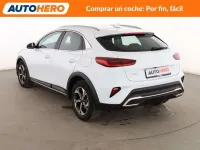Usado Kia XCeed 140 CV (102 kW) 2024 Blanco SUV