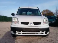 Usado Renault Kangoo Expression 106 CV (77 kW) 2008 Blanco Monovolumen