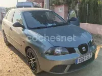 Usado Seat Ibiza 75 CV (55 kW) 2005 Gris / plata Utilitario
