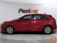 Usado Kia Ceed 101 CV (74 kW) 2023 Rojo Utilitario