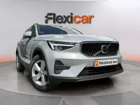 Usado Volvo XC40 129 CV (94 kW) 2023 Gris SUV