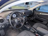 Usado Audi A3 Attraction 105 CV (77 kW) 2012 Azul Berlina