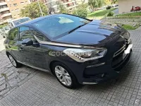 Usado Citroën DS5 114 CV (83 kW) 2014 Azul Utilitario