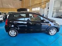 Usado Nissan Pixo 68 HP (50 kW) 2011 Preto Citadino