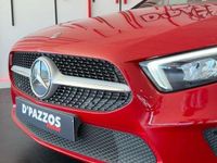 Usado Mercedes A180 116 CV (85 kW) 2019 Rojo Utilitario