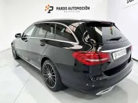 Usado Mercedes C200 160 CV (117 kW) 2020 Negro Familiar