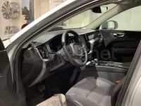 Usado Volvo XC60 250 CV (183 kW) 2025 Gris / plata SUV
