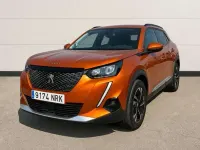 Usado Peugeot 2008 Allure 131 CV (96 kW) 2021 Naranja SUV