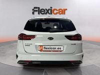 Usado Kia Ceed GT GT-Line 140 CV (102 kW) 2019 Blanco Familiar