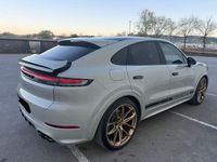 Usado Porsche Cayenne 470 CV (345 kW) 2024 Gris / plata SUV