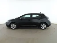 Usado Toyota Corolla Active 122 CV (89 kW) 2022 Negro Berlina