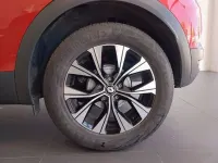Usado Renault Captur Evolution 91 CV (66 kW) 2024 Rojo SUV