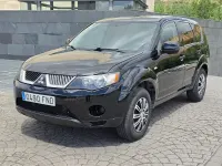 Usado Mitsubishi Outlander Intense 140 CV (102 kW) 2007 Negro SUV