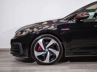 Usado VW Golf VII GTI 230 CV (169 kW) 2017 Negro Utilitario