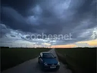 Usado Renault Clio II Privilege 80 CV (58 kW) 2002 Azul Berlina