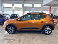 Usado Dacia Sandero Expression 91 CV (66 kW) 2023 Naranja Berlina