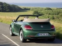 Usado VW Beetle Design 110 CV (80 kW) 2017 Rojo Utilitario