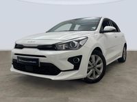 Usado Kia Rio 84 CV (61 kW) 2022 Blanco Berlina
