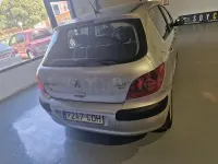 Usado Peugeot 307 110 CV (80 kW) 2003 Gris / plata Berlina