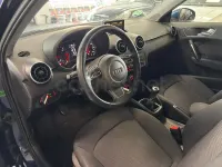 Usado Audi A1 Sportback Attraction 116 CV (85 kW) 2017 Azul Utilitario