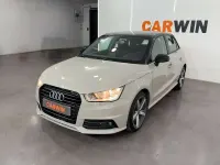 Usado Audi A1 Sportback Comfort 95 CV (69 kW) 2018 Gris Utilitario
