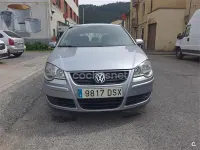 Usado VW Polo Advance 80 CV (58 kW) 2005 Gris / plata Utilitario