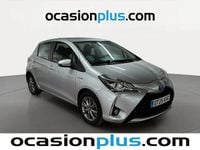 Usado Toyota Yaris Hybrid Active 100 CV (73 kW) 2019 Gris plata Utilitario