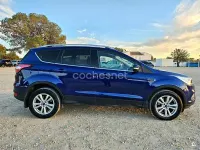 Usado Ford Kuga Titanium 150 CV (110 kW) 2018 Azul SUV