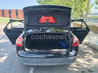 Usado Audi A6 150 CV (110 kW) 1999 Negro Familiar