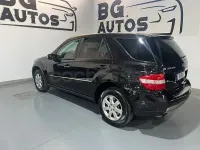 Usado Mercedes ML320 224 CV (164 kW) 2006 Negro SUV