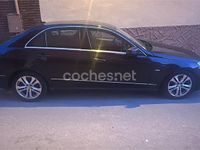 Usado Mercedes E200 Avantgarde 136 CV (100 kW) 2010 Granate Berlina