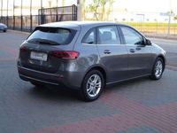 Usado Mercedes B180 116 CV (85 kW) 2020 Marrón Monovolumen