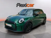 Usado Mini Cooper 136 CV (100 kW) 2022 Verde Utilitario