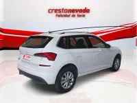 Usado Skoda Kamiq Ambition 110 CV (80 kW) 2022 Blanco SUV