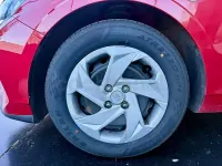 Usado Hyundai i20 84 CV (61 kW) 2022 Granate Utilitario