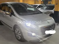 Usado Peugeot 3008 Style 120 CV (88 kW) 2015 Gris / plata Familiar
