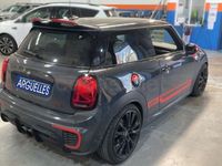 Usado Mini John Cooper Works 231 CV (169 kW) 2018 Gris / plata Utilitario
