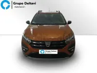 Usado Dacia Sandero Comfort 101 CV (74 kW) 2021 Blanco Berlina