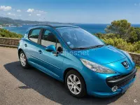 Usado Peugeot 207 90 CV (66 kW) 2006 Azul Berlina