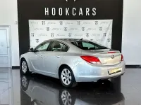 Usado Opel Insignia Edition 131 CV (96 kW) 2011 Gris Familiar