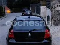 Usado BMW 118 143 CV (105 kW) 2007 Negro Utilitario