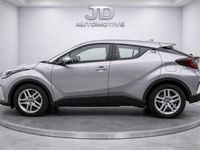Usado Toyota C-HR Advance 184 CV (135 kW) 2021 Gris / plata SUV
