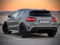 Usado Mercedes GLA45 AMG 381 CV (280 kW) 2017 Gris / plata SUV