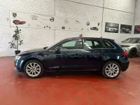 Usado Audi A3 Ambiente 116 CV (85 kW) 2019 Azul Berlina