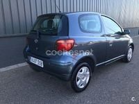 Usado Toyota Yaris T3 87 CV (63 kW) 2005 Gris / plata Berlina