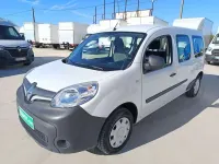 Usado Renault Kangoo 95 CV (69 kW) 2021 Blanco Monovolumen